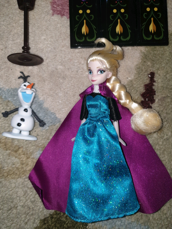 elsa wardrobe set